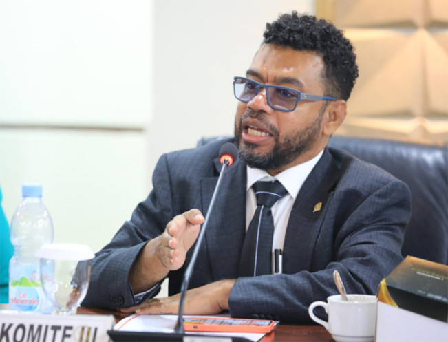 Senator Filep Wamafma Soroti APBD Papua Barat yang Terus Alami Defisit