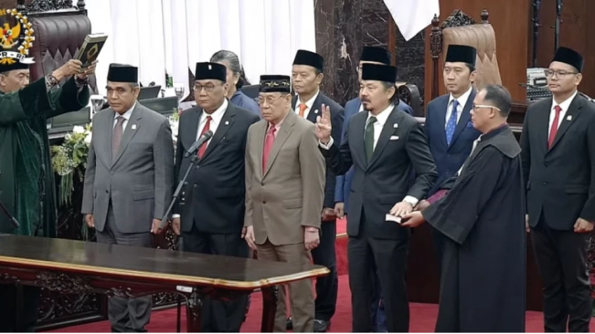 Undangan Pelantikan Presiden Sudah Sampai di Tangan Jokowi