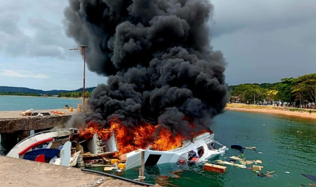 Tiba di Malut, Puslabfor Mabes Polri dan Sulut Langsung  Usut Kebakaran Speedboat
