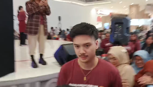 Sherina Sudah Cerai? Baskara Diberondong Pertanyaan di Acara Film Assalamualaikum Beijing 2