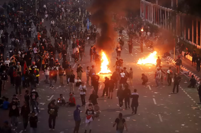 Beberapa Hari Menjelang Lengsernya Jokowi, Aliansi BEM Indonesia Gelar Aksi Demo