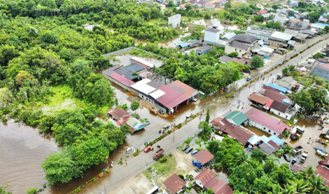Sungai Barito Meluap, Sudah 4 Hari Kabupaten Murung Raya Terendam Banjir 2 Meter Lebih