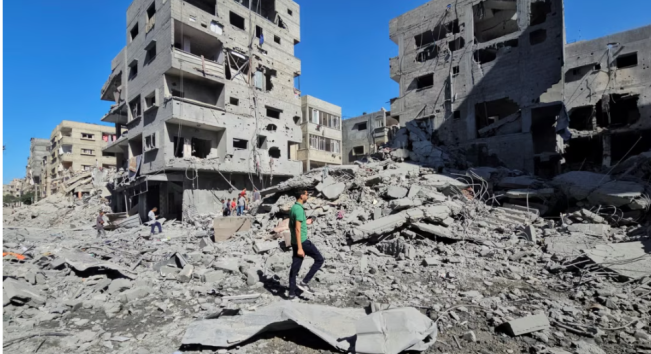 109 Orang Tewas Akibat Serangan Israel di Rumah Susun 5 Lantai Gaza Utara