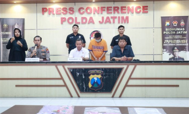 Ayah Bejat Perkosa Dua Putri Kandungnya Selama Bertahun-tahun