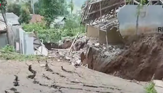 Musim Hujan segera Tiba, Jabar Siaga Bencana Hidrometeorologi