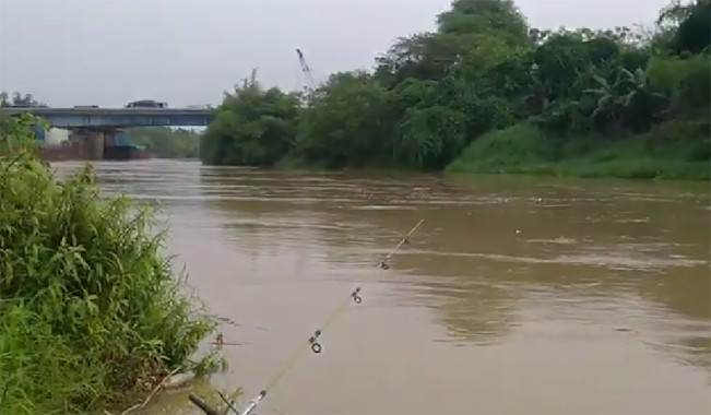 Sungai Ciujung Banten Bertahun-tahun Tercemar, Kemendes PDT dan KemenLHK Turun Tangan