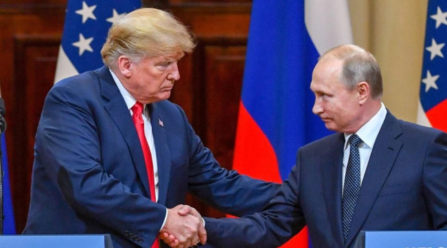 Donald Trump Minta Vladimir Putin Tahan Diri Terkait Serbuan ke Ukraina