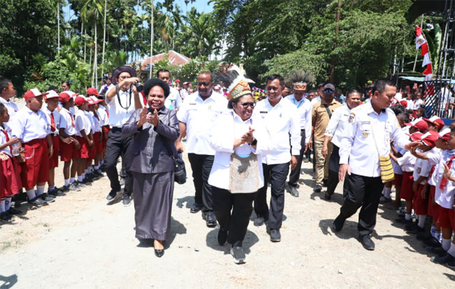 Wamendagri Ribka: Program Makan Bergizi Gratis juga Dapat Sejahterakan Petani Papua