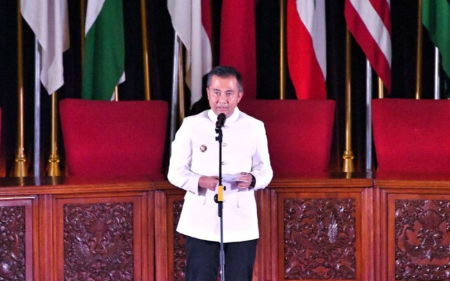 Pj Gubernur Jabar Bey Machmudin Rangkap Jabatan sebagai Deputi di Kemensetneg