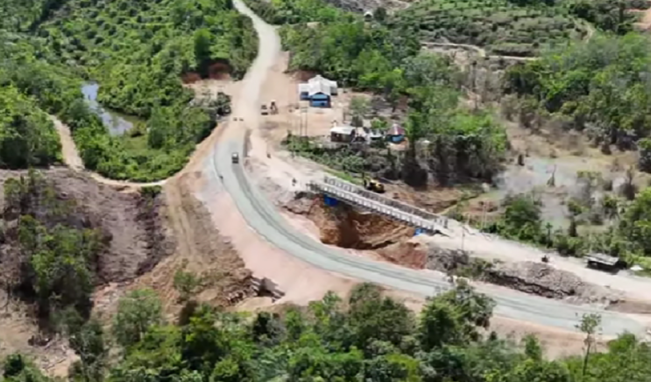 Perbaikan Jalan Lintas Riau-Sumbar tak Kunjung Tuntas Lantaran Hujan Terus-menerus