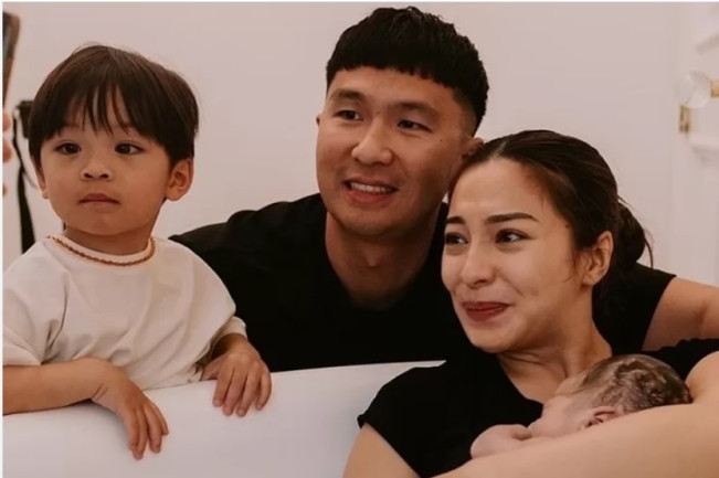 Water Birth, Metode Melahirkan yang Digunakan oleh Nikita Willy