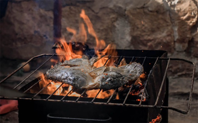 Buat yang Doyan Bakar Ikan di Malam Tahun Baru, Tenang! Stok Aman