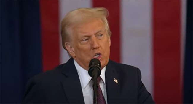 Dilantik sebagai Presiden ke 47 AS, Trump Beri Peringatan Keras pada Migran Ilegal