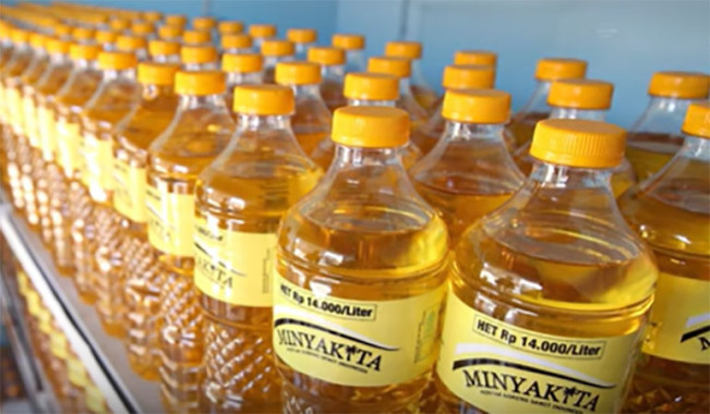 Gonjang-ganjing Harga Minyak Goreng! Laporkan jika Harga MinyaKita Dijual di Atas HET Rp15.700
