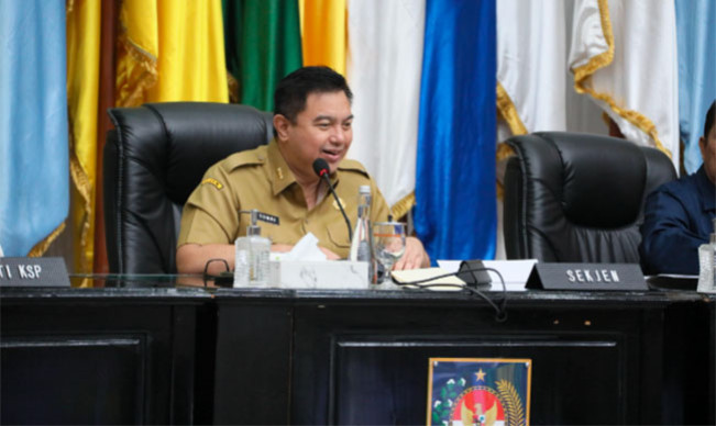 Sekjen Kemendagri Minta Pemda Kendalikan Harga: Kalau Bisa Jangan Ada Kenaikan!