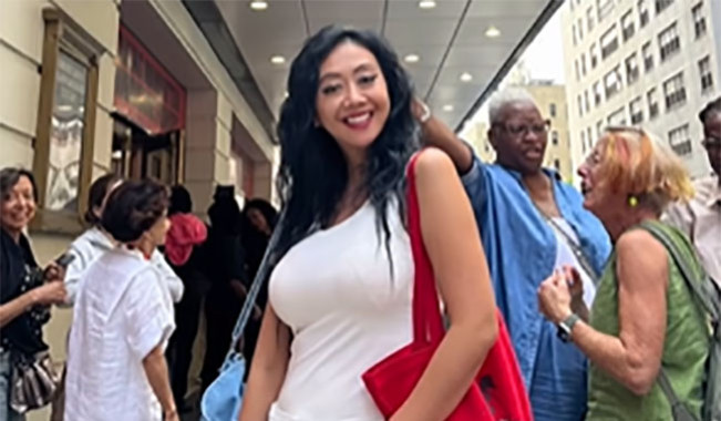 Setelah Bercerai, Asri Welas Justru Bersinar Banyak Laki-laki Mendekat tapi Asri Pilih Lelaki Ini!