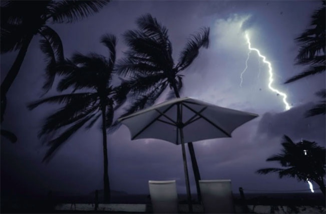 Warning! BMKG Ingatkan Sejumlah Wilayah Ini  Waspada Potensi Hujan Lebat.Kilat dan Angin Kencang