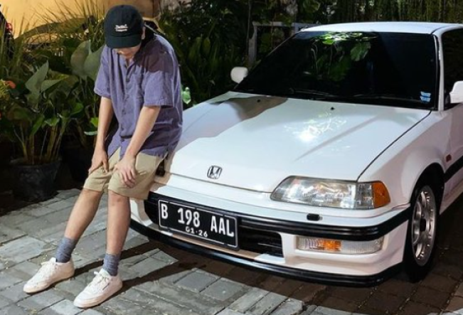 Iqbaal Ramadhan Doyan Cat Mobil, Honda Civic Grand Nouva Miliknya Dilukis Abstrak