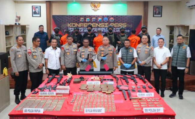 Jaringan Pemasok Senjata KKB Papua Terungkap, Pelakunya Lintas Provinsi di Antaranya Jatim dan Jogja