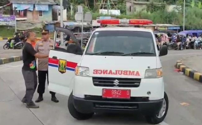 Kelabui Polisi, Mobil Ambulans Dipakai Angkut Wisatawan ke Sukabumi Disuruh Putar Balik