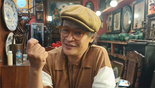 Denny Chasmala Sebut Lebaran Tahun Ini Berbeda, Ternyata Rayakannya Bareng AKSI di Kediaman Ahmad Dhani