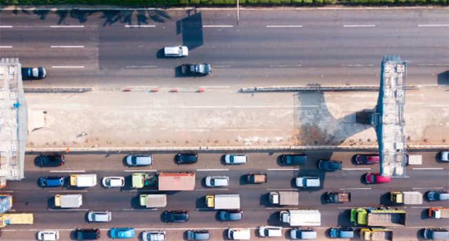 Kepadatan Cikampek dari arah Timur Mulai Tinggi, Tol Fungsional Japek II Selatan Dibuka Gratis