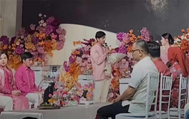 Selamat! Harris Vriza dan Haviza Devi Resmi Bertunangan