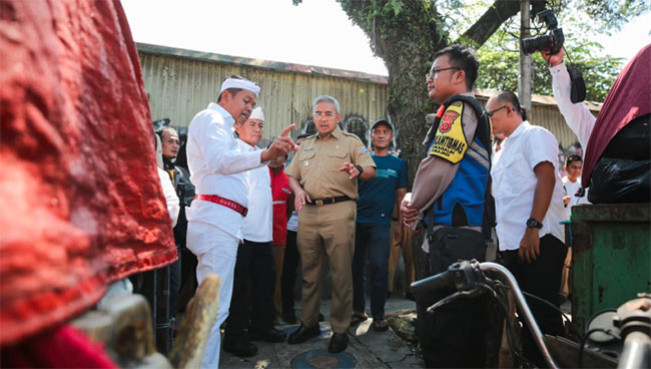 Hari Pertama Masuk Kerja Gubernur Jabar Demul dan Walkot Farhan Langsung Tertibkan Bangunan Liar