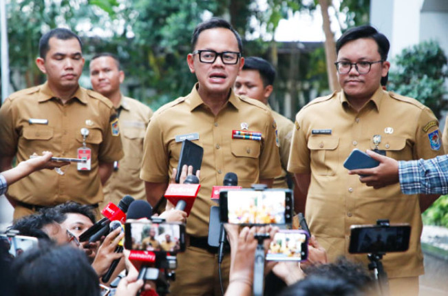 Sentil Lucky Hakim, Wamendagri Bima Arya Ingatkan: Jadi Kepala Daerah bukan Pekerjaan Paruh Waktu!
