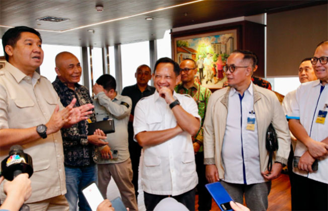 Mendagri Tito Karnavian Tegur Kepala Daerah yang belum Hapus Retribusi PBG dan BPHTB: Akan Ada Sanksi!