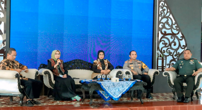 Bupati Lumajang akan Tindak Tegas Perusahaan yang Tahan Ijazah Karyawannya