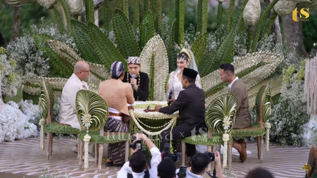 Deretan Bridesmaid dan Groomsmen Luna Maya dan Maxime Bouttier, Bertabur Bintang