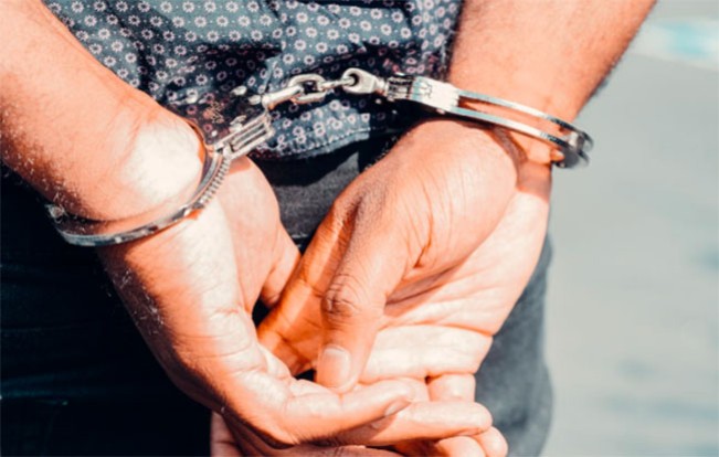 Nekat Beroperasi Saat Penetiban PETI, Tiga Lelaki Ini Dibekuk Polisi Saat sedang Menambang Emas