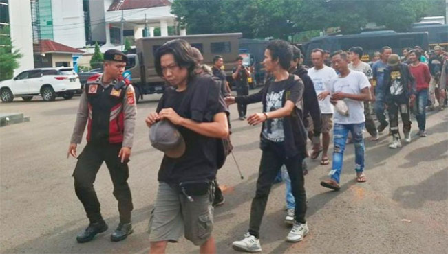 Jangan Segan Laporkan Premanisme, Call Center 110 atau WA 0896-8233-3678 Melayani 24 Jam