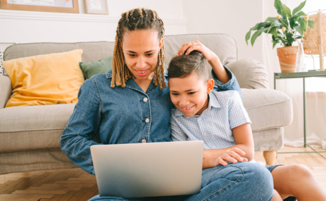 Indonesia Negara ke-4 Dunia Kasus Pornografi Anak, Aleyda Yahya: Wajibkan Verifikasi Usia di Platform Digital