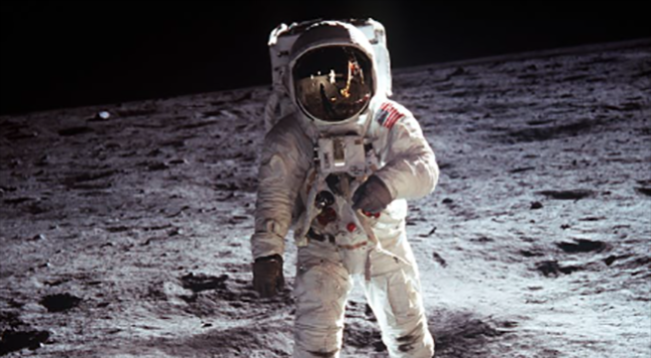 Kisah Tiga Pegawai Magang NASA Curi Batuan Bulan Senilai $21 Juta