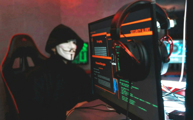 Peretas Curi Foto, Nama dan Alamat Ribuan Anak dari Database Jaringan Tempat Penitipan Anak