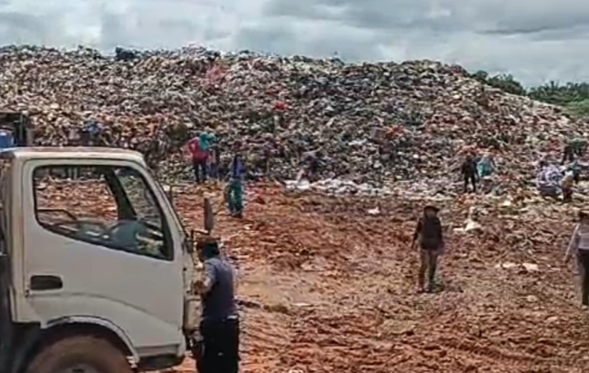 Sampah 'Menggunung' Seusai Lebaran, Ini yang Dilakukan DLH Kota Bengkulu