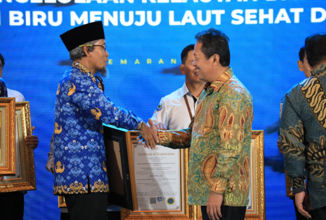 Proyek Percontohan Pemanfaatan Sedimentasi Laut di Pantai Moro Demak