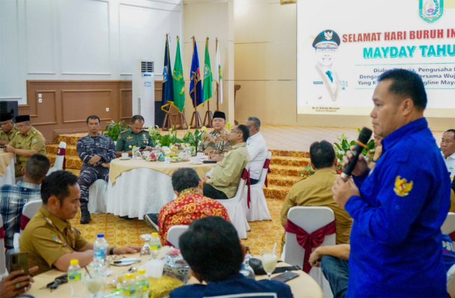 Gubernur Rohidin: Pekerja Bengkulu harus Mendapatkan Hak-Haknya