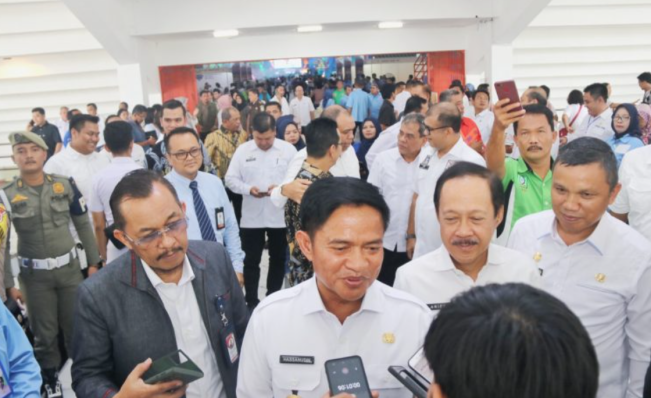 Pj Gubernur Hassanudin Dapat Penghargaan dari Serikat Pekerja Sumut