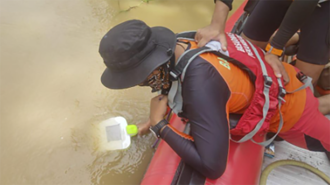 Tertimpa Pohon, Nelayan Sepuh Tenggelam di Sungai Inhu