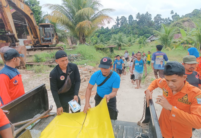 Tanah Longsor di Padang Pariaman, Satu Warga Meninggal Tertimbun