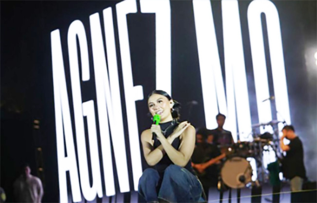 Agnez Mo Bikin Geger Malam Puncak HUT ke-67 Provinsi Riau