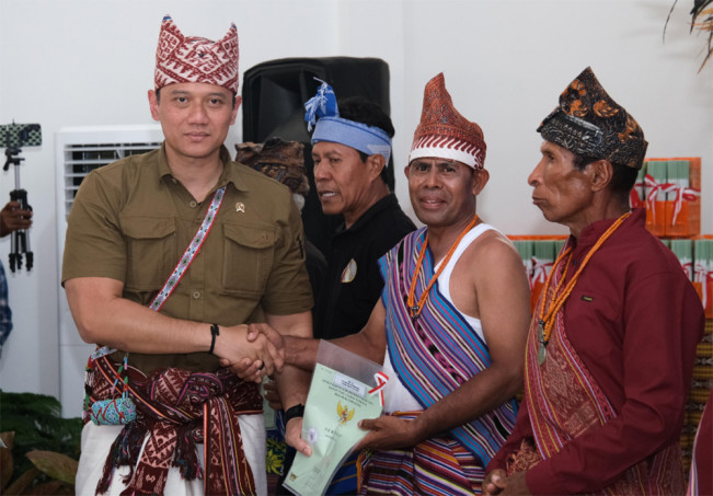 25 Tahun Menanti, Eks Warga Timor Timur Akhirnya Terima Sertifikat TORA, Ini Kata Eurico Guterres