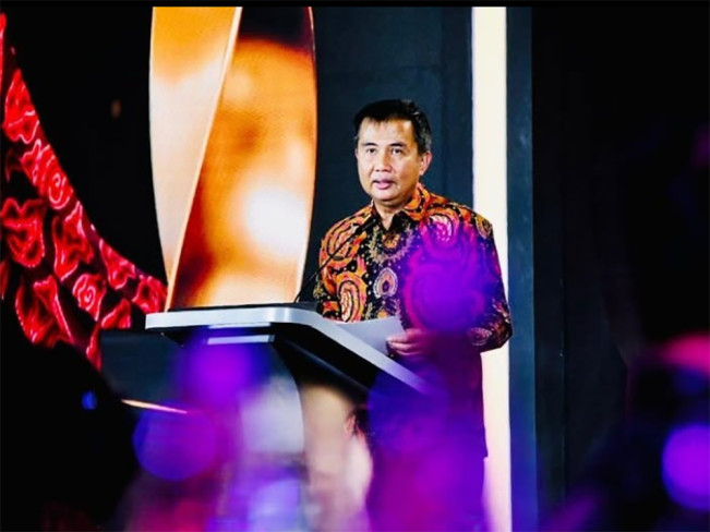 Pj Gubernur Bey: Pembinaan Atlet Jadi Kunci Keberhasilan Jabar 'Hat Trick' Juara Umum PON