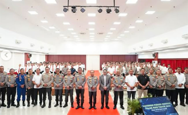 Kapolda Riau Membuka Langsung Pelaksanaan Rakernis Reserse Polda Riau Tahun 2025/ Foto: Humas Polda Riau