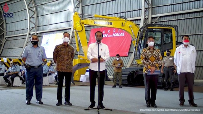 Presiden Tinjau Vaksin Boster di 11 Kawasan Industri Secara Virtual