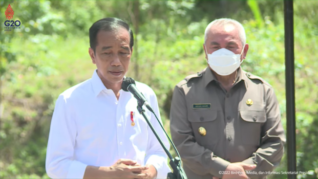 Penyerarahan Tanah dan Air di Titik Nol IKN, Jokowi: Perkerjaan Besar Pembangunan IKN