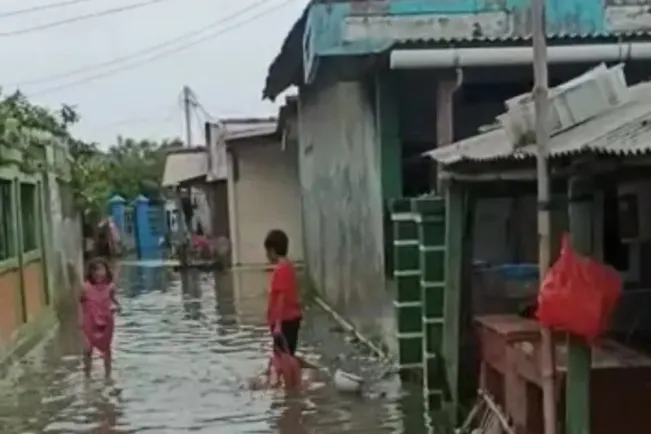 Hujan Deras, Ratusan Kepala Keluarga Terdampak Banjir di Tangerang